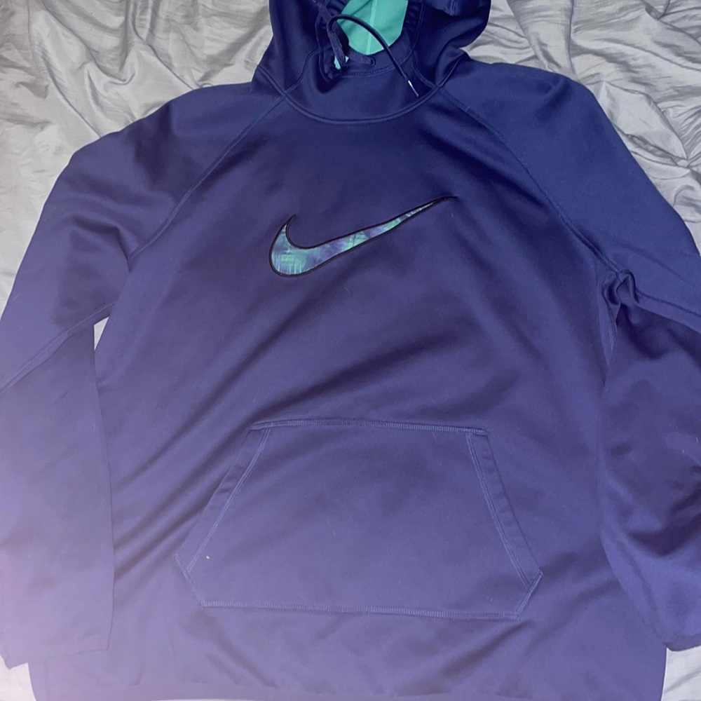 Nike sweatshirt